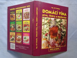 náhled knihy - Domácí vína : piva, likéry a medoviny