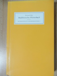 náhled knihy - Buddhistisches Wörterbuch : Buddhistische Handbibliothek