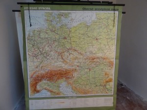 náhled knihy - STŘEDNÍ EVROPA, obecně zeměpisná mapa Měřitko 1:1250 000