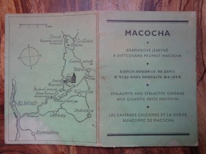 náhled knihy - Macocha - Krápníkové jeskyně a světoznámá propast Macocha