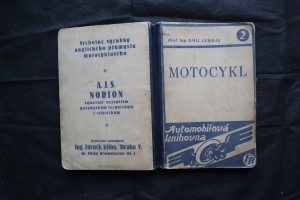 náhled knihy - Motocykl