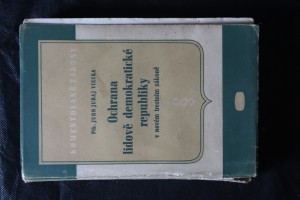 náhled knihy - Ochrana lidově demokratické republiky : [Komentář k §§ 78-129 trestního zákona č. 8