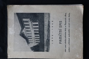 náhled knihy - Pamětní spis státní zimní rolnicko-zelinářské školy ve Šlapanicích u Brna vydaný u příležitosti padesátého výročí trvání školy : 1898-1948