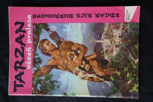 náhled knihy - Tarzan, vězeň pralesa