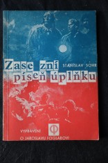 náhled knihy - Zase zní píseň úplňku : vyprávění o Jaroslavu Foglarovi
