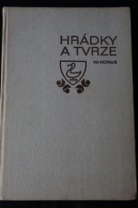 náhled knihy - Hrádky a tvrze na Moravě