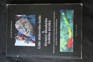 náhled knihy - Lidé duhového hada a Strážci dlouhého šedého mraku : minulost a současnost domorodých obyvatel Austrálie a Nového Zélandu