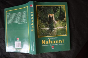 náhled knihy - Nahanni : s kamerou a udicí kanadskou divočinou