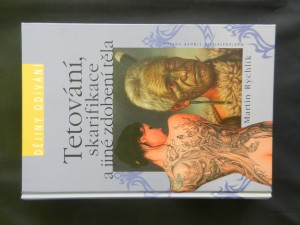 náhled knihy - Tetování, skarifikace a jiné zdobení těla