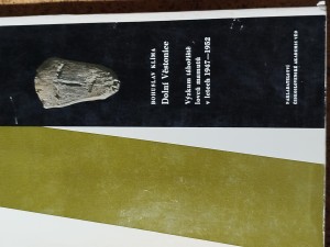 náhled knihy - Dolní Věstonice : výzkum tábořiště lovců mamutů v letech 1947-1952