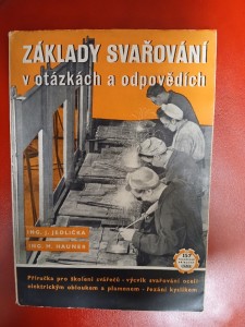 náhled knihy - Základy svařování v otázkách a odpovědích : příručka pro školení svářečů : výcvik svařování oceli elektrickým obloukem a plamenem a řezání kyslíkem