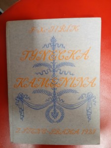 náhled knihy - Týnecká kamenina : vrtbovská a lobkovická továrna v Týnci nad Sázavou