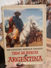 náhled knihy - Tam za řekou je Argentina