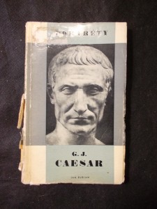 náhled knihy - G.J. Caesar : [monografie]