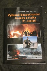 náhled knihy - Vybrané bezpečnostní hrozby a rizika 21. století