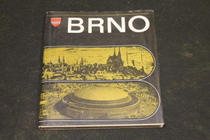 náhled knihy - Brno, věnování primátora města Brna 1977