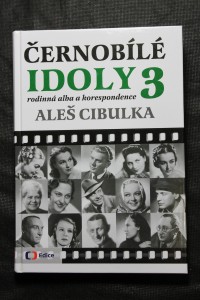náhled knihy - Černobílé idoly i jiní 3