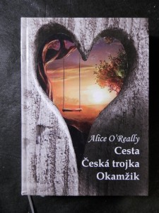 náhled knihy - Tři romány - Cesta, Česká trojka, Okamžik