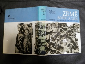 náhled knihy - Země bohů a lidí : pohledy do řeckého dávnověku