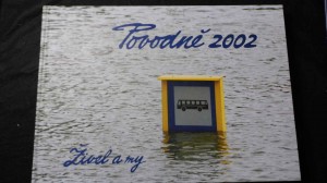 náhled knihy - Povodně 2002 : živel a my