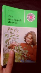 náhled knihy - Řez ovocných dřevin
