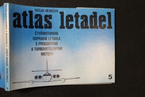 náhled knihy - Atlas letadel : Čtyřmotorová dopravní letadla s proudovými a turbovrtulovými motory. Sv. 5