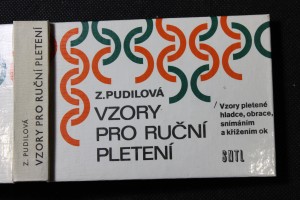 náhled knihy - Vzory pro ruční pletení : vzory pletené hladce, obrace, snímáním a křížením ok